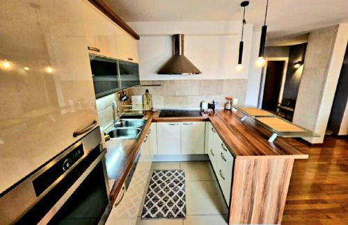 Beautiful Apartment, Beach by foot - Photo 55