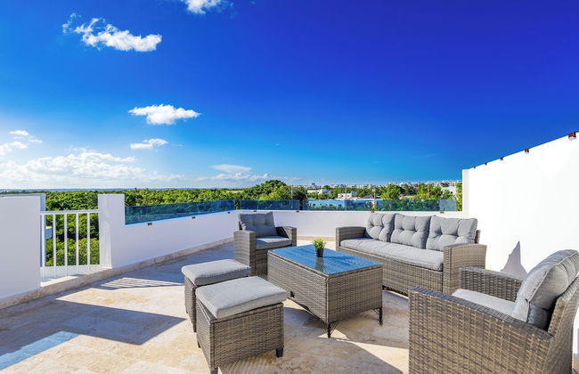 3-BR Villa with Pool & Rooftop Jacuzzi - Foto 66