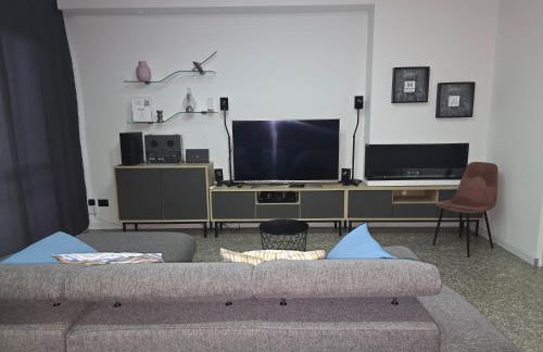 The Hub - Milano Rho Fiera - Photo 1