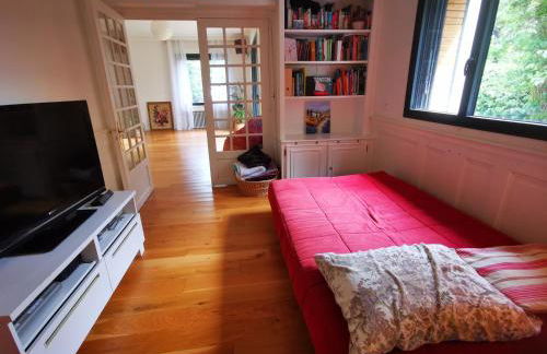 Maison familiale avec jardin - Photo 15