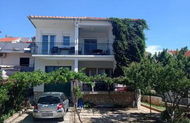 Apartments with parking space Bilo, Primosten - 12868 - Photo 2