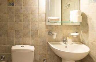 The Bridge House - Foto 39