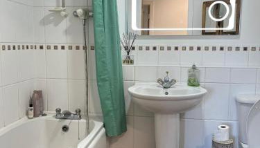 2 Bed Modern Apartment - Foto 3