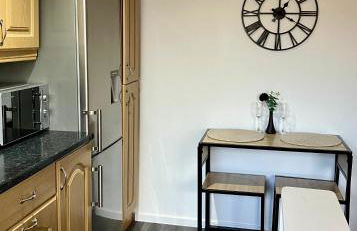 Central & Cosy, Home from Home with Large Garden & Free Parking, Bournemouth - Foto 27