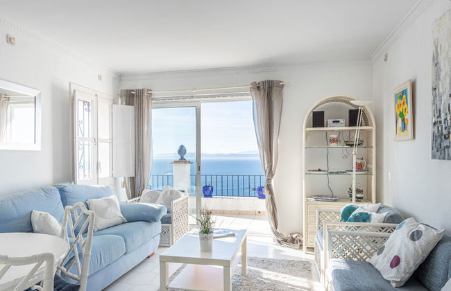 Madreselva - Photo 6