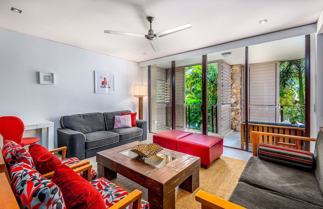 Luxury Apartment at Sea Temple Palm Cove 2 Bed 2 Bath - Photo 10