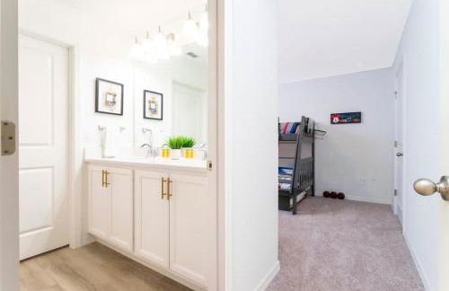 Cozy 3 Bd Close to Disney @ Enclaves at Festival 808 - Foto 54