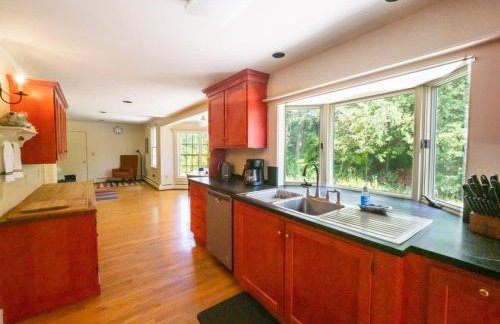 Berkshire Vacation Rentals: Renovated Five Bedrooms In Historic Williamstown - Foto 8