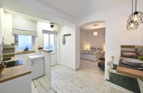 Petit Main Square - Photo 9