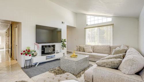 Bay and Hill Views Modern Hercules Home - Foto 4