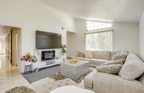 Bay and Hill Views Modern Hercules Home - Foto 4