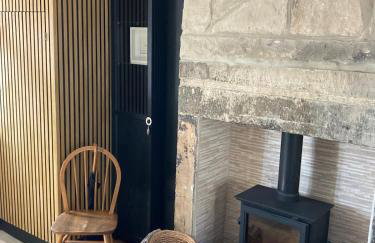 Hebden Bridge Riverside Cottage - Photo 3