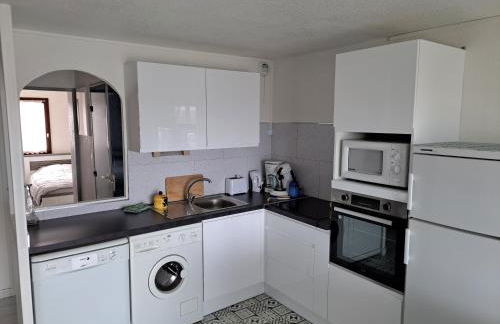 Amoureva B34, T3, vue mer, piscine, parking, clim - Photo 9