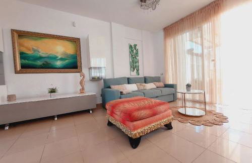 House with a tropical garden - Foto 9