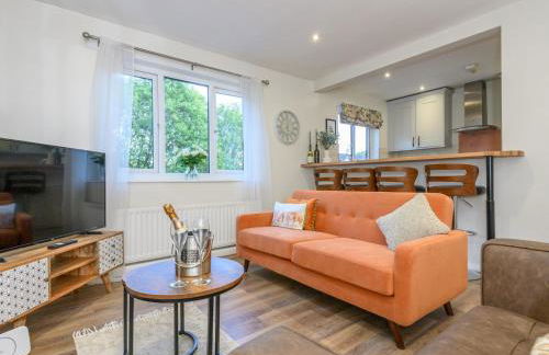 Pass the Keys Family Friendly home in Baildon Court-Free Parking - Foto 5