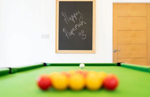 The Corner House - Photo 9