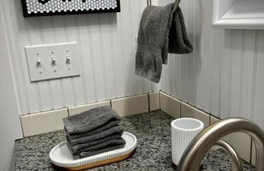 The Sharlene-Hot tub Fenced yard Steps to Douglas - Foto 27