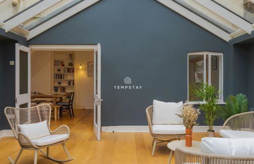 Cosy Family Home Near Thorpe Park & Legoland - Foto 19