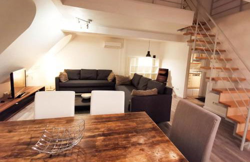 CF26 75m2 Central Quiet Duplex Apartment - Foto 8