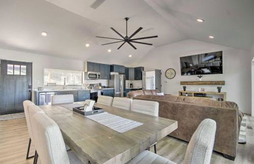 Lakefront Home, Pet Friendly, Sleeps 20, Private Dock - Foto 11