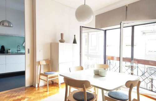 E36 - AC & Parking - Bright & Spacious Apartment - Foto 30