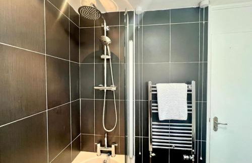 Families, Contractors - 3 Bedrooms - Garden - Fully equipped house - Foto 31