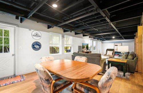 New Baileys Harbor Home, 1 block DT with Huge Yard - Foto 31