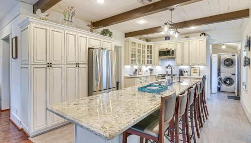 Cookout Ready! Family Gem with Fire Pit in Dickinson - Foto 3