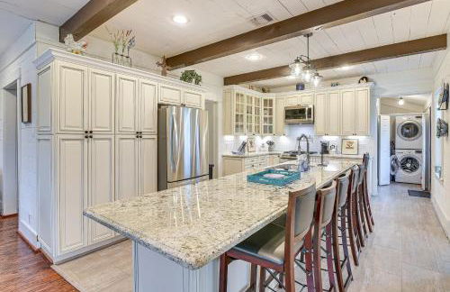 Cookout Ready! Family Gem with Fire Pit in Dickinson - Foto 3