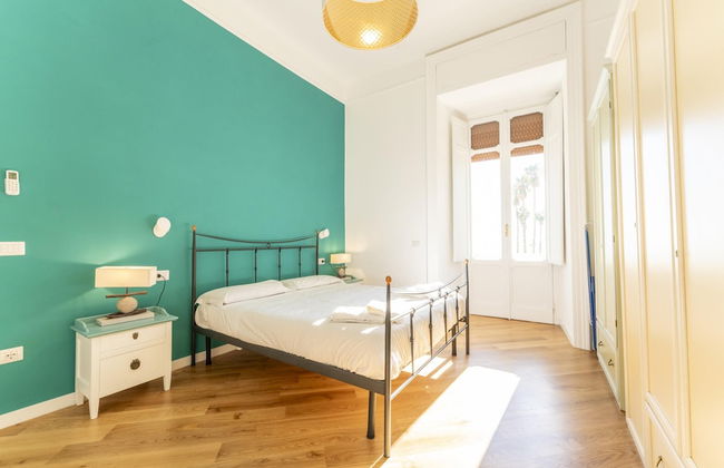 Piazza San Luigi 9 in Naples - Foto 15