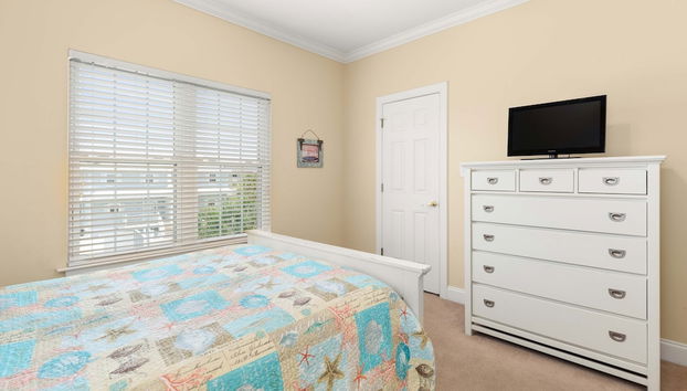 82 Van Horne Ave Unit B - Foto 4, Habitación