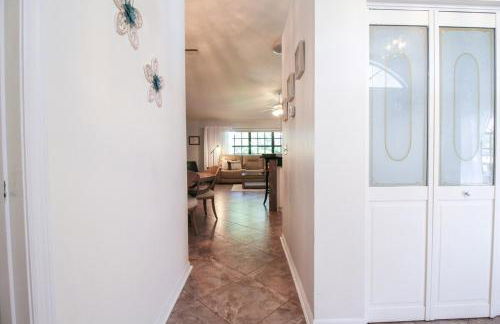 Elegant 3BR 2BA Private Pool Home - Foto 22