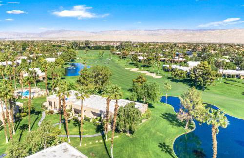 Midnights at the Oasis - Foto 34