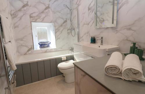 Eastend Cottage - Photo 32