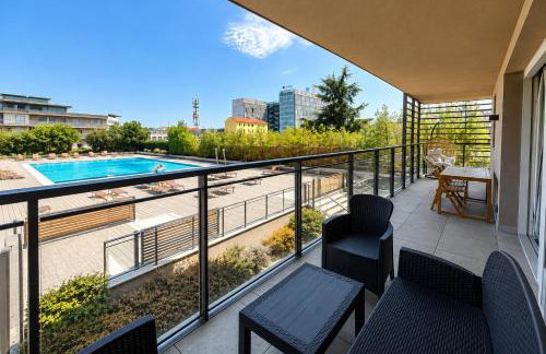 GiaxTower Gym Spa & Pool Romantic Pool View - Foto 21