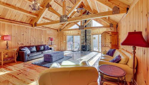 15 Mi to Snowshoe Resort Cabin with Deck and Fire Pit - Foto 3