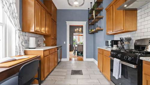 Riverview Escape in Walkable Historic District - Photo 4