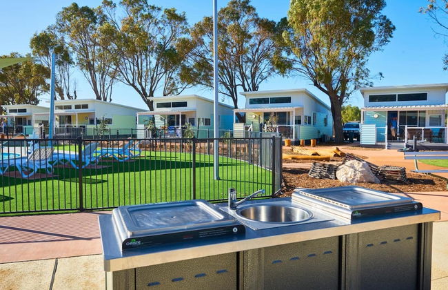 RAC Cervantes Holiday Park - Photo 44