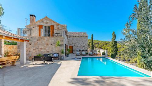 Villa Ani! Traditional and luxurious 4-bedroom villa with heated pool and sea views - Foto 3