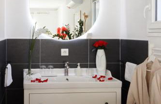 CASA AMOR & SPA, appartement suite jacuzzi & piscine chauffée - Foto 12