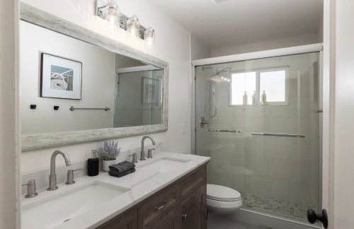 Comfortable Willow Glen Home w Central AC&Heater - Foto 64