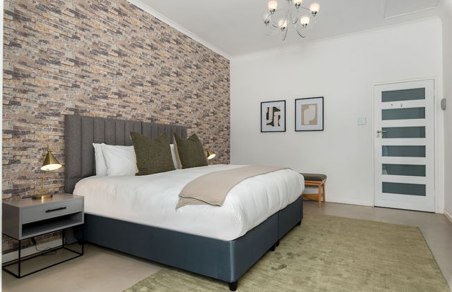 Luxury Oasis, Lifestyle Villa, Pool & Gym - Photo 3