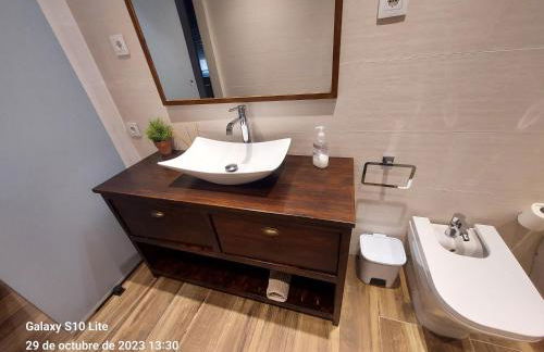 Cerca de Barcelona, y entre tres Parques Naturales, casa de 4 habitaciones y 2 baños con piscina, barbacoa y chimenea - Foto 28