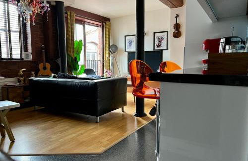 2 Bed Duplex Penthouse Apartment by Mathew Street Sleeps 6 - Foto 5