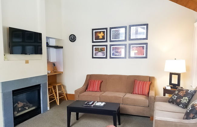 The Village of Loon Mountain - Photo 33