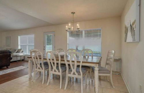 Fireside Hot Tub, King Bed Suite - Foto 31