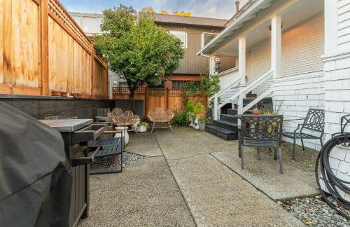 Roof Top Deck Near the Beach Dog Friendly - Photo 37