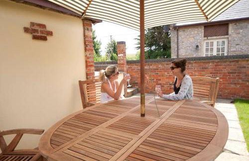 Newclose Farm - The Old Barn - Photo 17