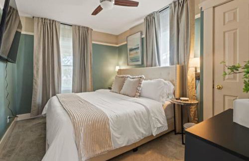 The Paper Plane Pool - Sauna - Poker Room - Sleeps 8 - Foto 4