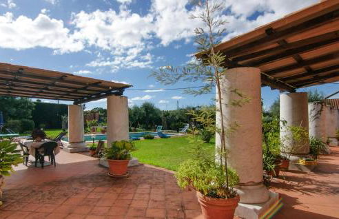 2 Bedroom Beautiful Apartment In Querceta - Photo 12